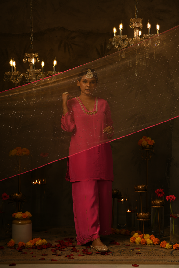 Sasha Pink Embroidered Kurta Set