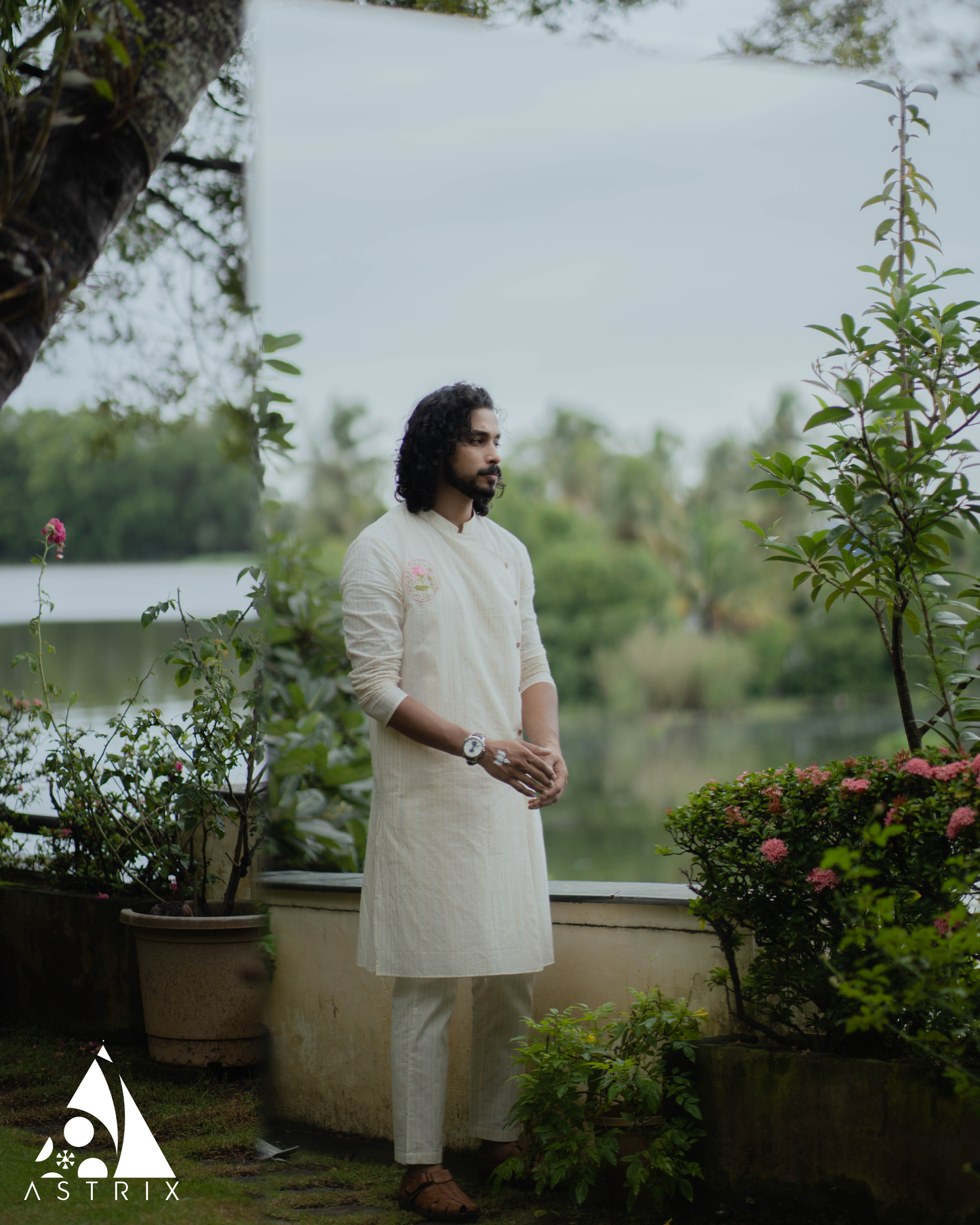 Jojo Embroidered Kurta & Pants