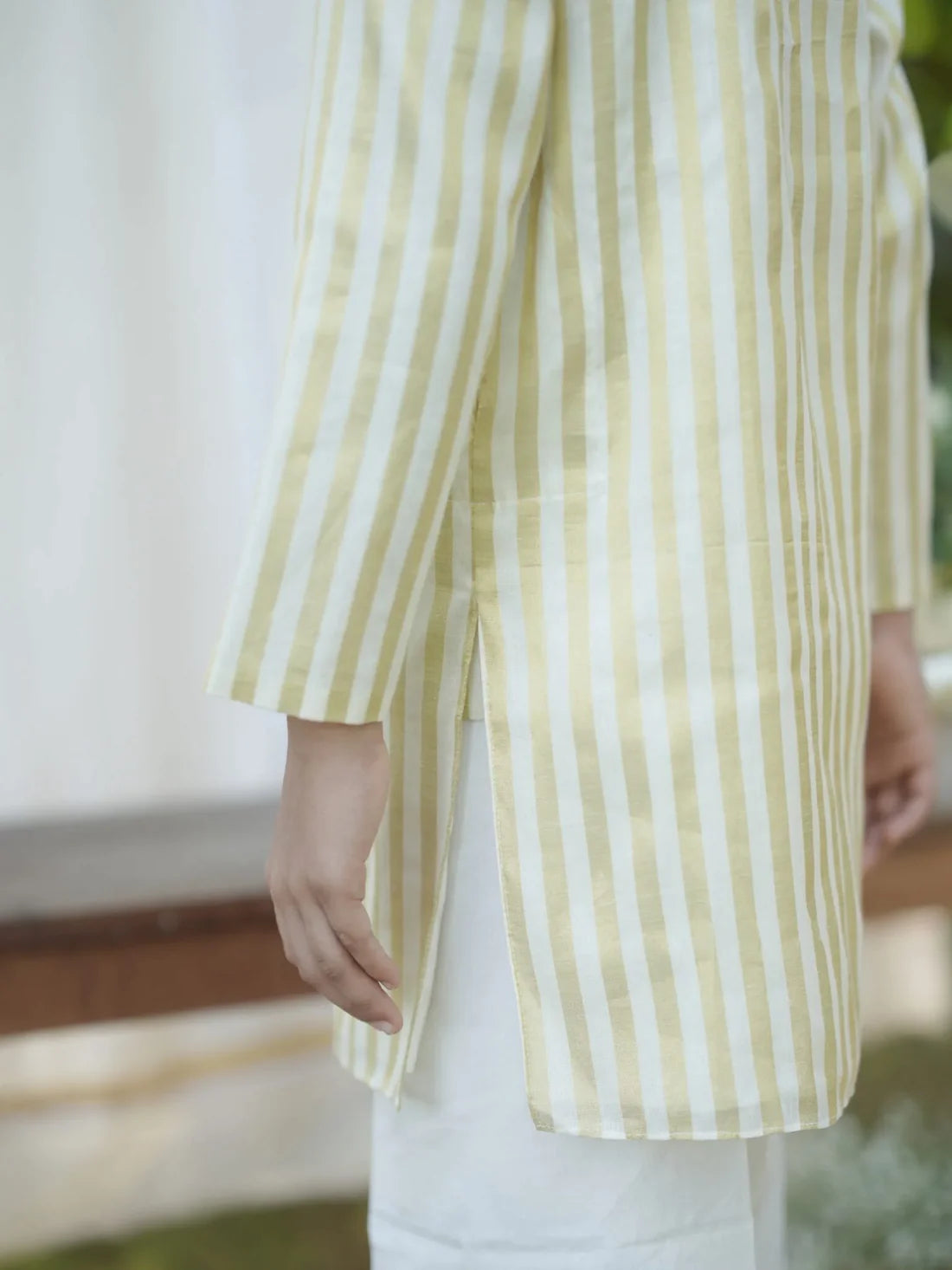 Rowan Onam Kasavu Stripe Kurta