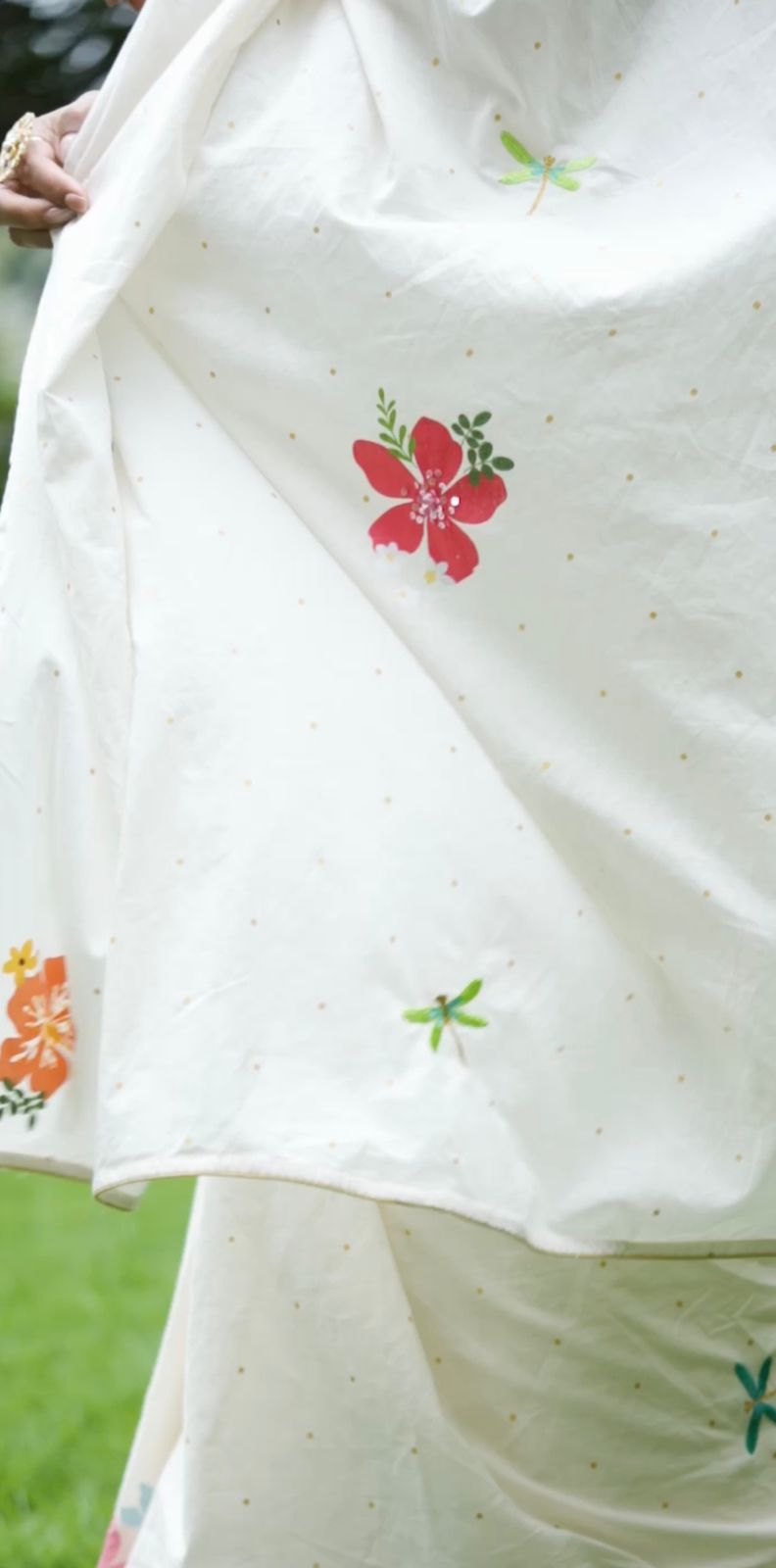 MANJARI SAREE