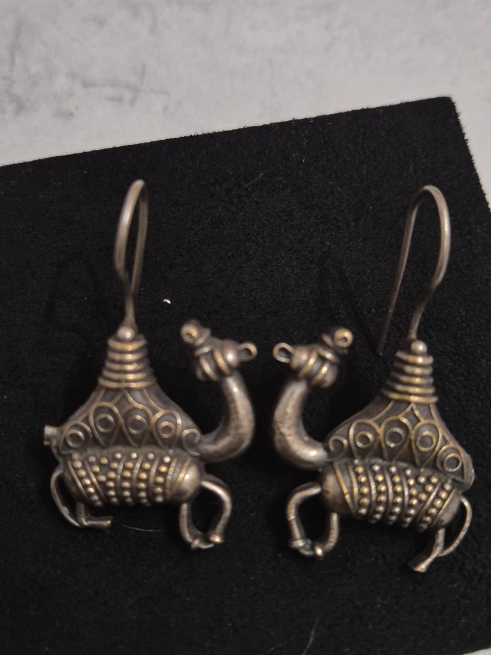 CAMEL HOOKS |SILVER PLATED STATEMENT HOOKS