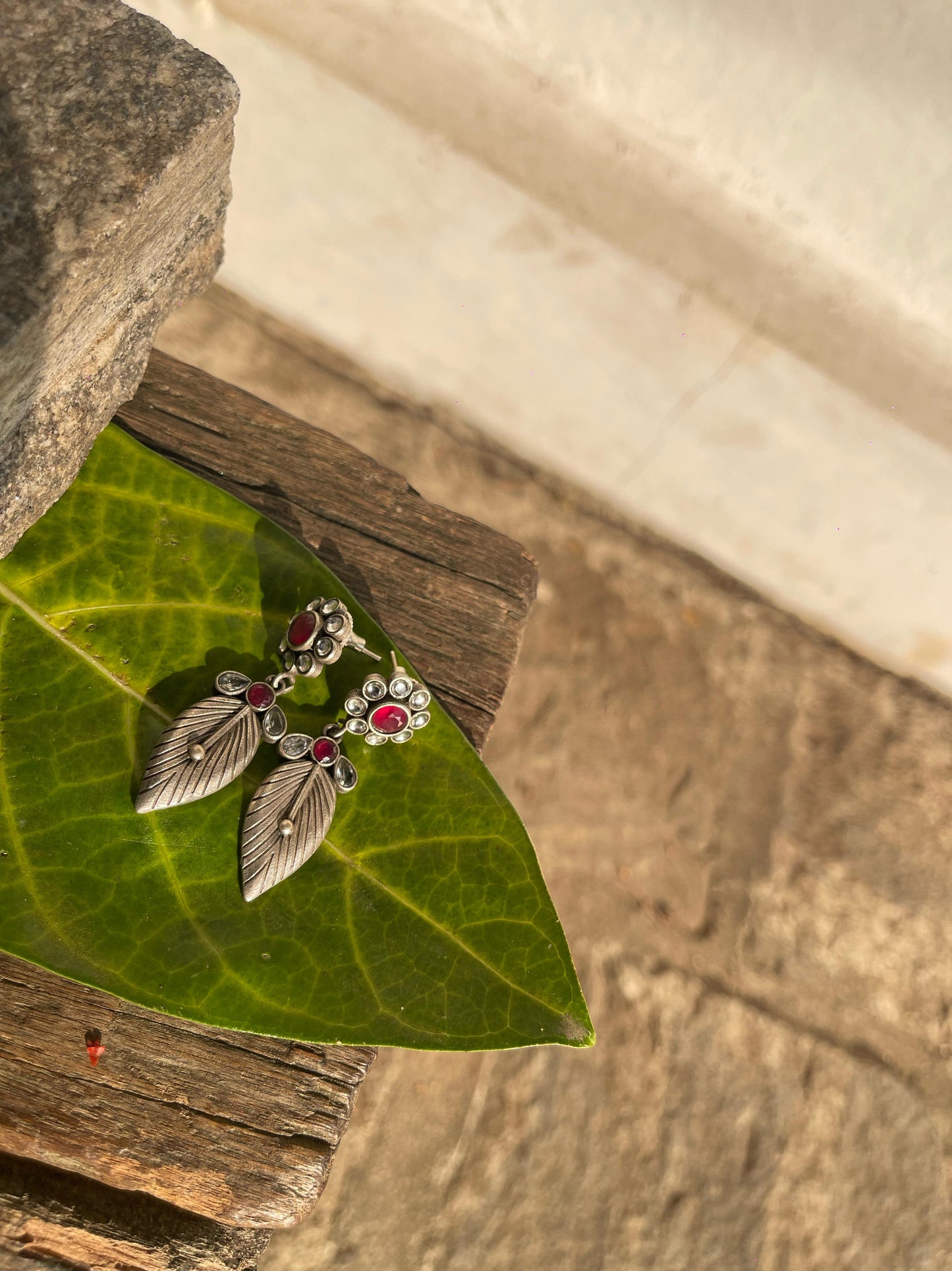 Floral + Leaf Shaped Earrings - Whitestone + Maroon