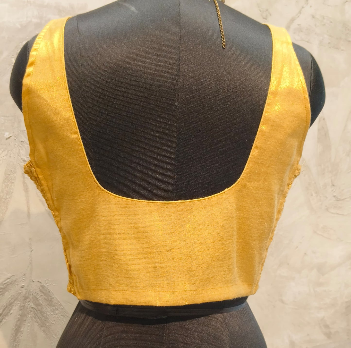 Arunima stretch fit elastic Blouse