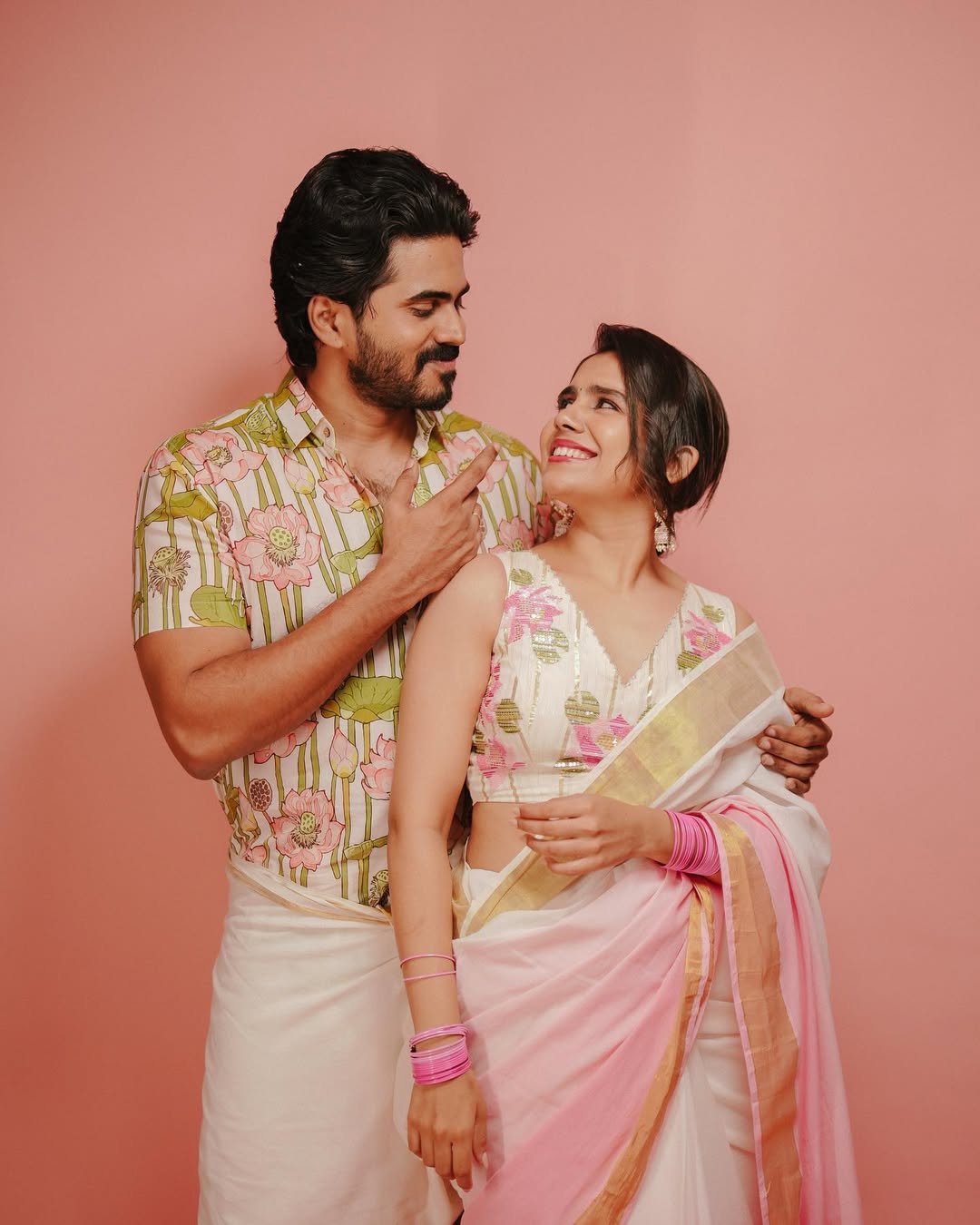 Kamalam Saree and Blouse Set
