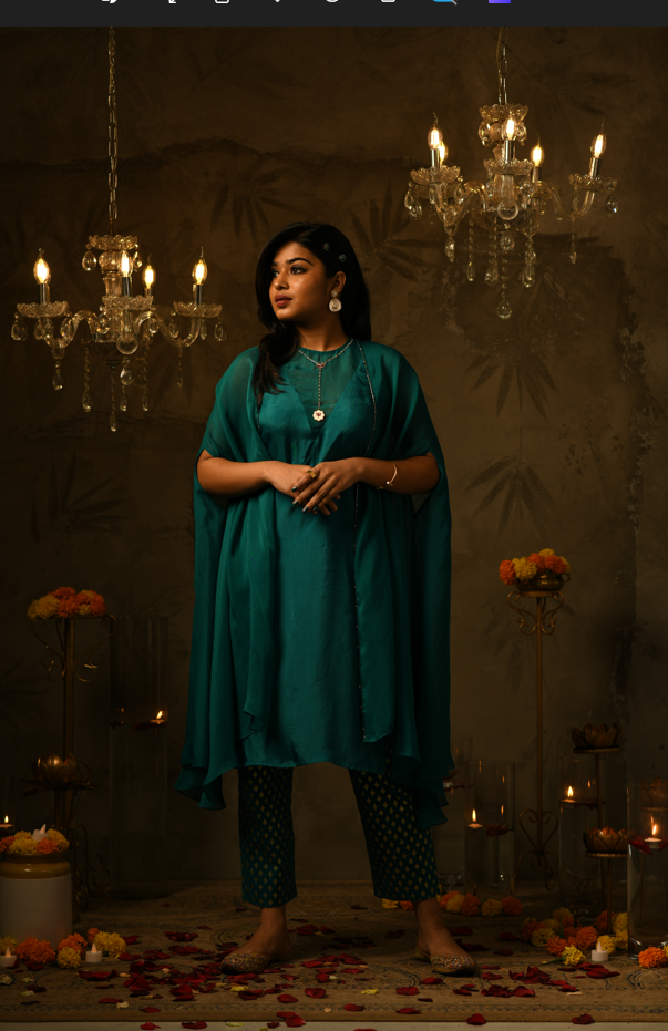 Raiza Emerald Kurta Set