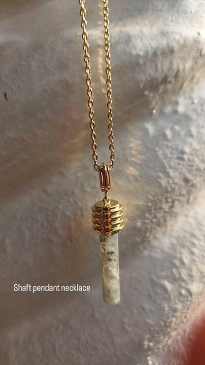 Shaft Pendant Necklace