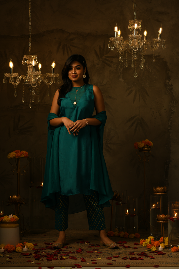 Raiza Emerald Kurta Set