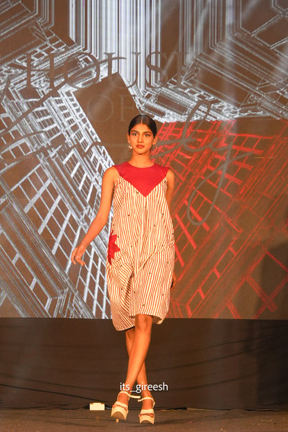 SCARLET PLEATED DRESS