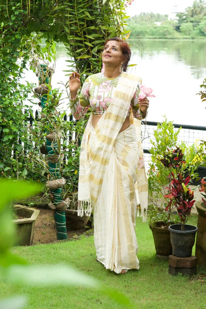 Radha Kamalam Blouse + Kasavu Onam Saree