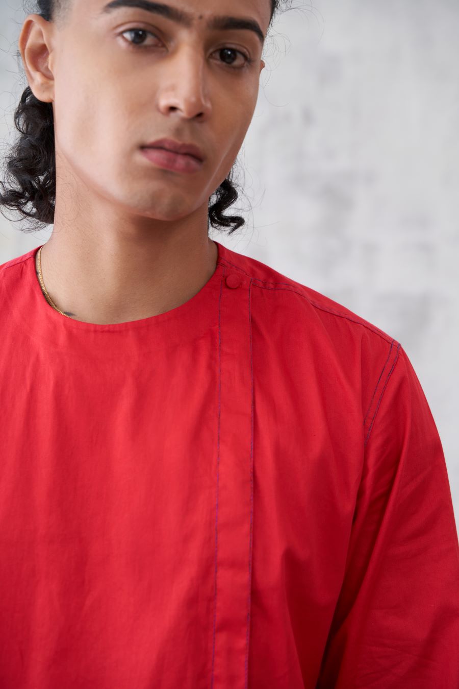 RED COLLARLESS SHIRT