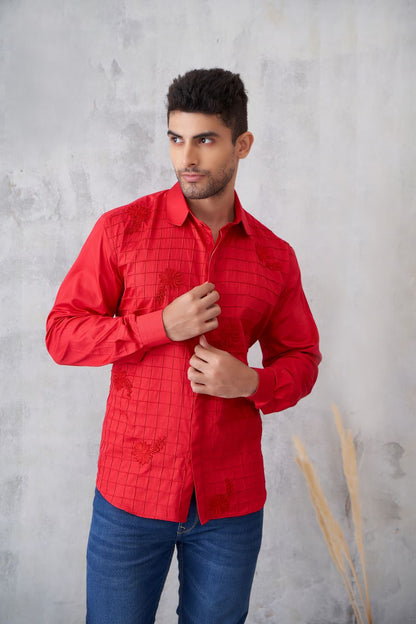 RED SQUARE PINTUCK SHIRT
