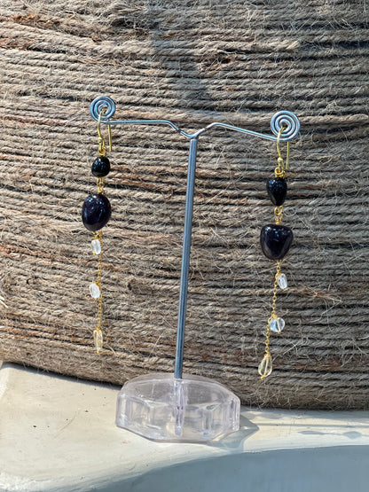 BLACK & WHITE STONE EARRINGS