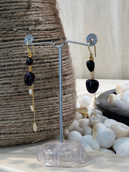 BLACK & WHITE STONE EARRINGS