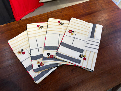 Nira Table Mat
