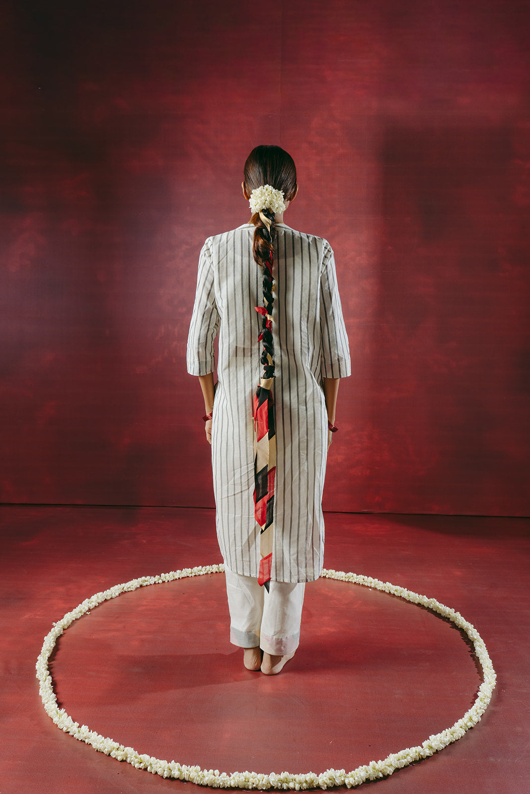 KARINIRA KURTA