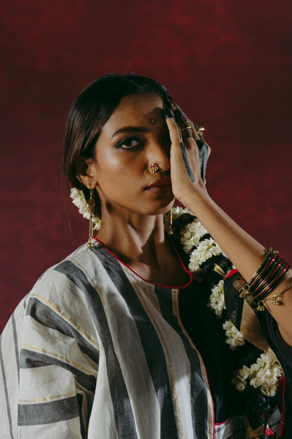 NEELAMBARI KAFTAN | MATHANGI  COLLECTION