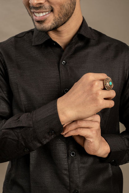 RETRO BLACK SHIRT