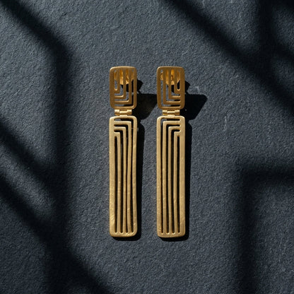 Monolith Danglers