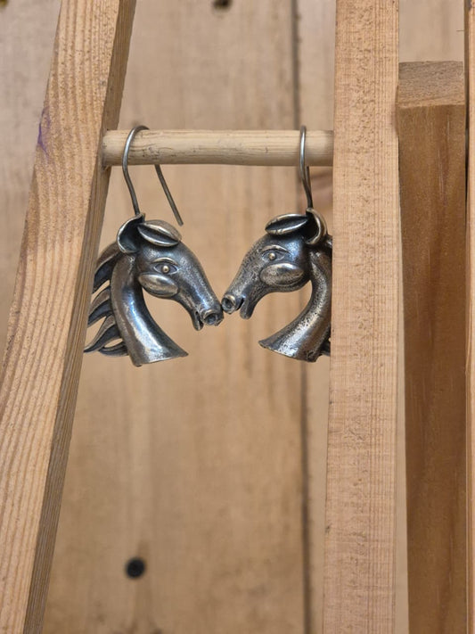 SILVER PLATED HORSE HOOKS