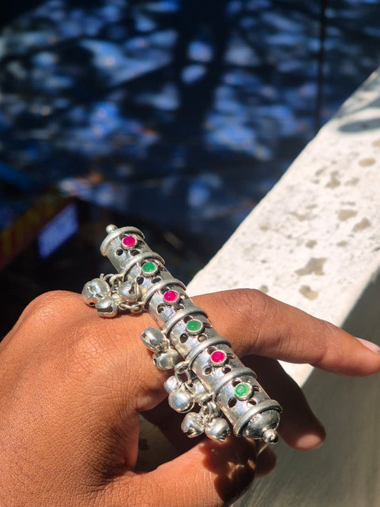 TRIBAL GHUNGROO RING