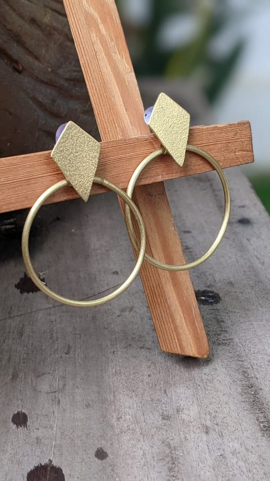BRASS STATEMENT STUD