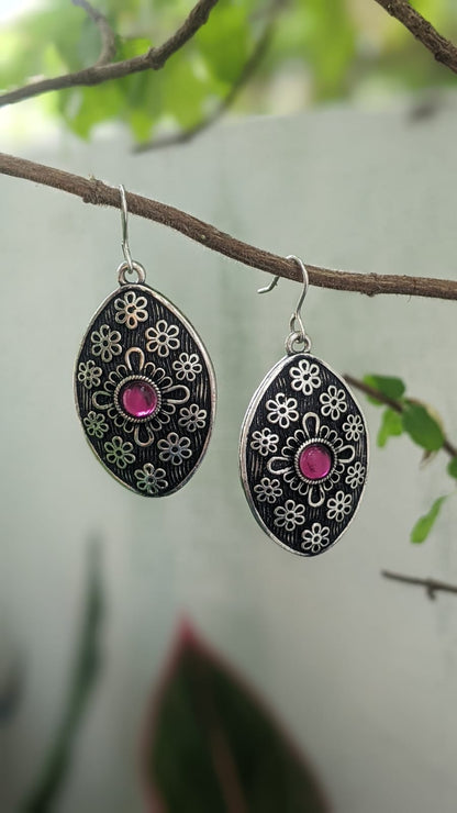 SILVER PLATED STATEMENT HOOKS