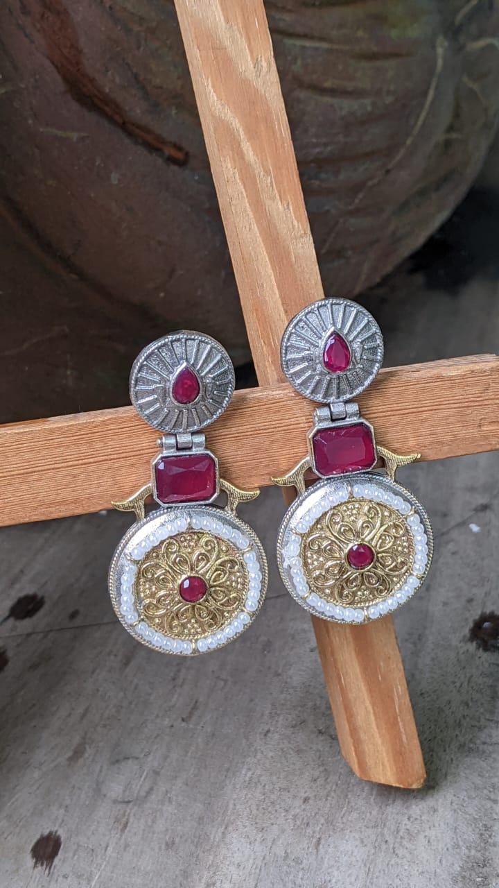 DUAL TONE POLKI STONE STUD