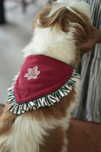 FRILLED CHRISTMAS FLOWER BIB