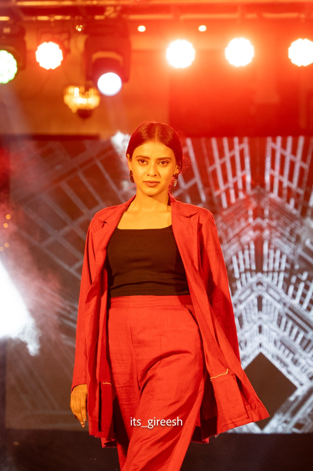 The Scarlet Power Set | 3-Piece Festive Suit