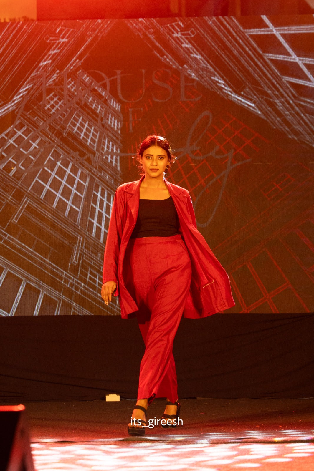 The Scarlet Power Set | 3-Piece Festive Suit