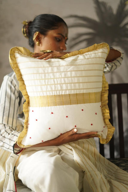 Swarna Nira Cushion Cover – view 3