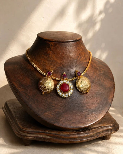 Antique Gold Temple Kemp Stone Necklace | House of Pallikkara