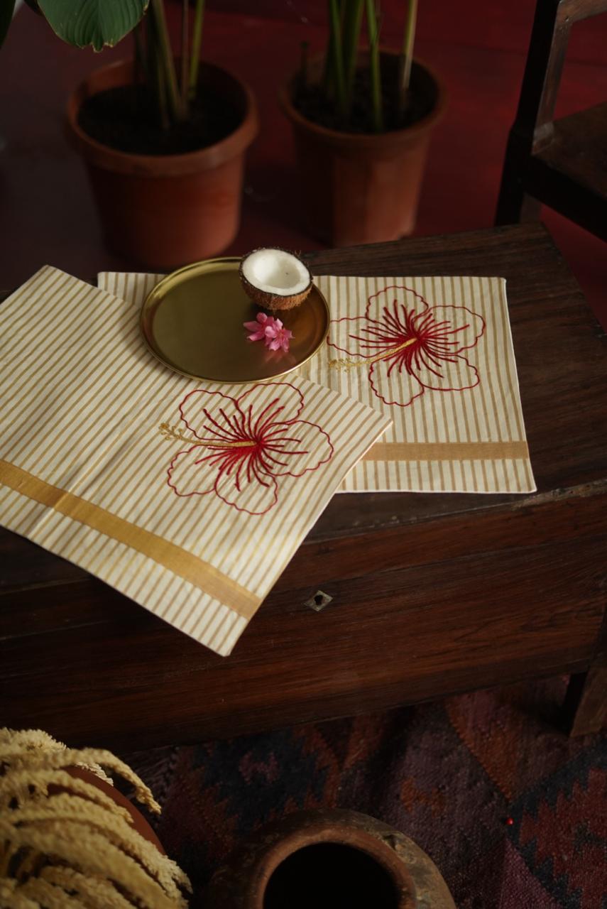 Swarna Nira Runners & Placemats