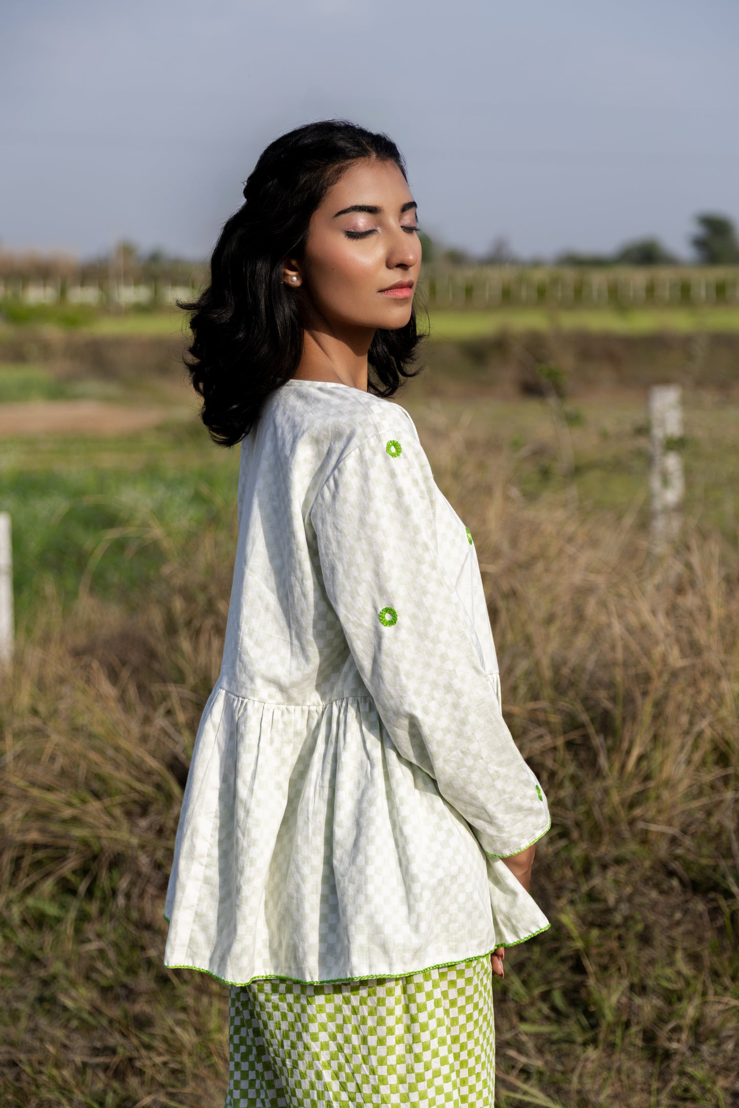 WHITE SIENNA WRAP JACKET