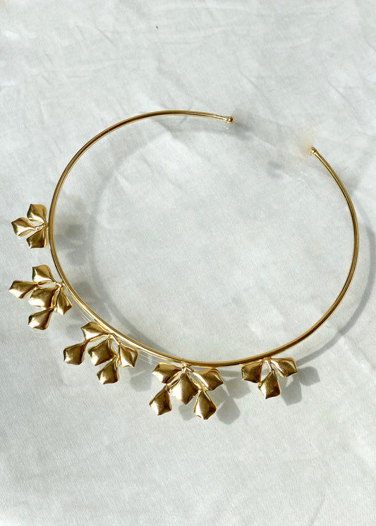 Foliage Hasli Necklace